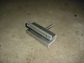 Alumero 820302-30-50v 10 Solar Mount Middle Clamp P2 614358