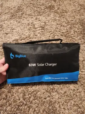 B405us Big Blue 63w Solar Charger