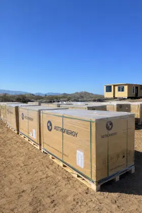 F-bh-590 Byd Chsm72n Dg /f-bh-590 36 Astronergy 590w New Solar Panel Pallet Pickup Lancaster Ca 93535