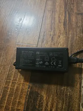 Akn9g-1530300w2 Goal Zero Genuine Oem Power Supply Wall Charger