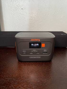 Jackery 21-0001-000171 Explorer 100 Plus Power Station 99wh Lifepo4 128w Portable Charger