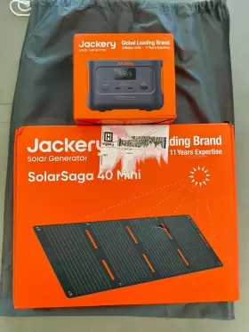 Jackery 810105527018 Explorer 100 Plus Portable Power Station Solar Panel Tsa-approved
