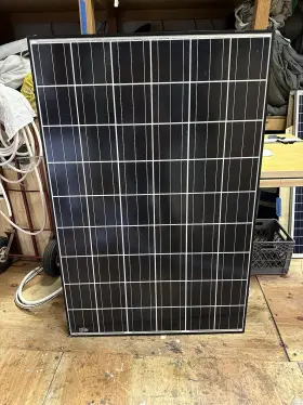 Kd210gx-lpu Kyocera Rigid Solar Panel 210 Watt 26.6 Volt 59 X 39 Inches