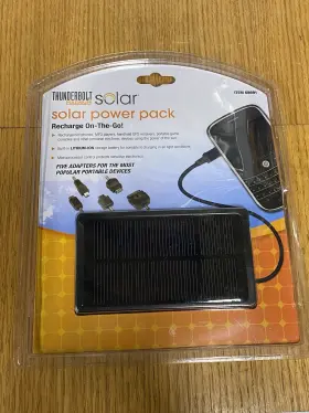 68691 Magnum Thunderbolt Solar Power Pack Recharge-on-the-go Item#
