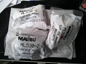 Malibu Ml530-2 Surface Mount Lot Of 3 New Sealed Free Shipping
