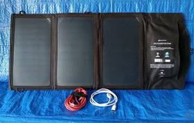 Monoprice 15285 Portable 3 Panel Solar Charger 15w 5v With 2 Usb Outlets