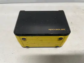 120-v Rocksolar Rs81 Battery Generator 80w With 3-prong Plug Built-in Hour Meter