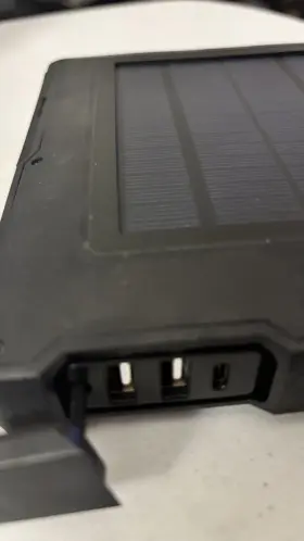 Pwr27 Sos Powerbank Roamproof Traveling Power Station