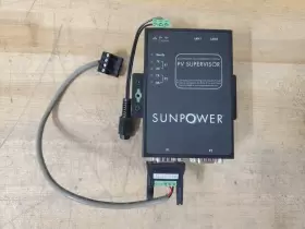 Sms-pvs20r1 Sunpower Lot Of 8 Commercial Pv Supervisor See Pics