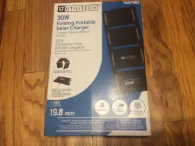 5437962 Utilitech 30 Watt Folding Solar Panel 19.8 Volts #
