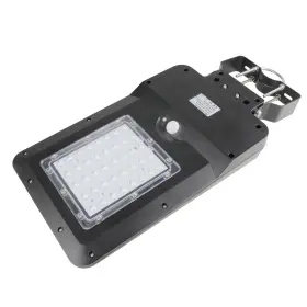 1600 Wagan Tech 8586 Solar Led Floodlight