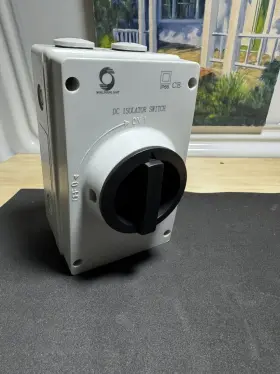 Wsiso-63 Worldsunlight Ip66 Outdoor 1500v 63a 4p Solar Pv Dc Isolator Disconnect