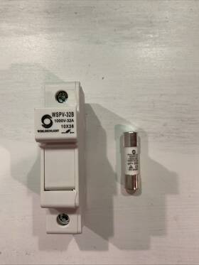 Worldsunlight Wspv-32b Fuse Holder 1000v 32a - With 20a Dc Pv