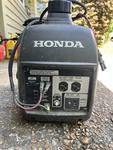 Honda EU2000I 2000W Inverter Gas Generator 120V Eco Throttle Parallel Red Used. Price: $650.00.